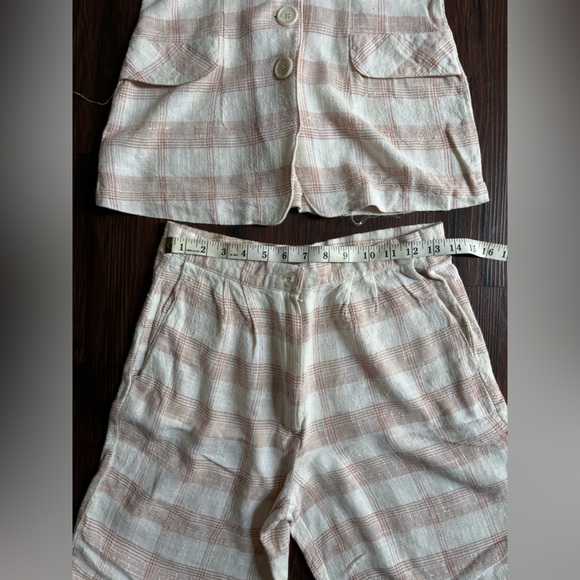Top Season Sets Stripe top and Bottom shorts. - Picture 6 of 9